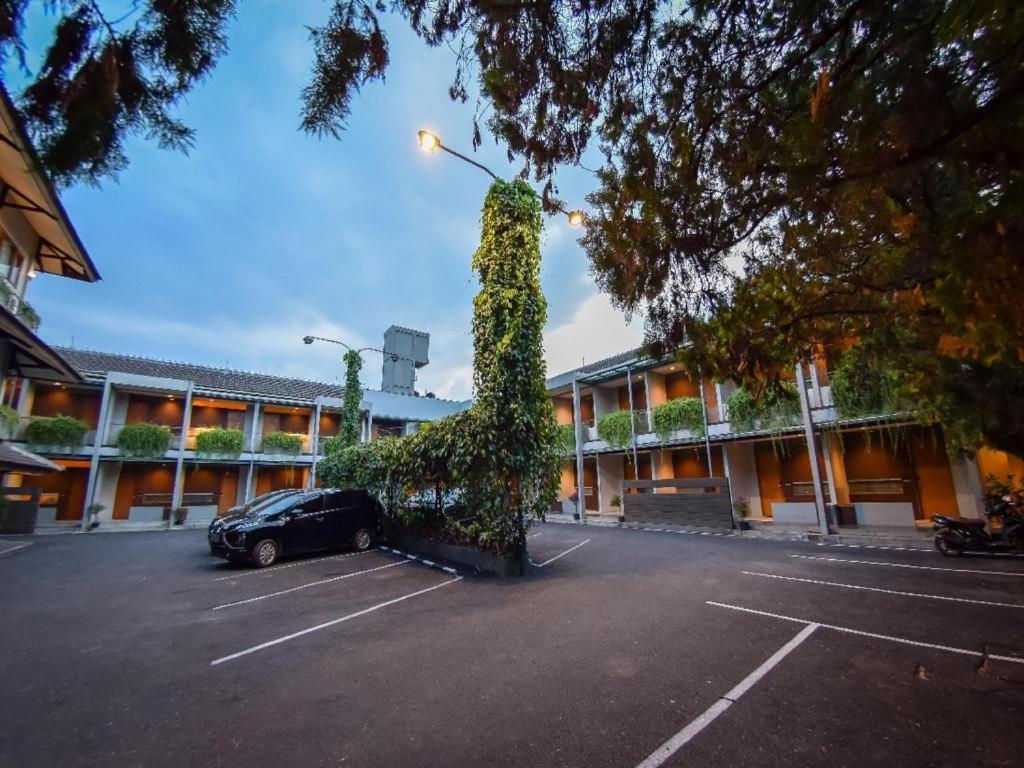 Hotel Nyland Pasteur Bandung Exterior photo